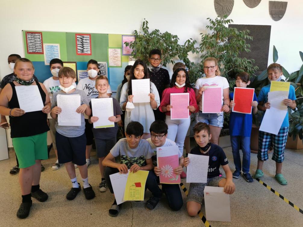 Klasse 1a Briefe mit Herz 